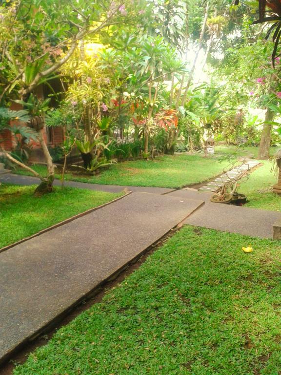 Indraprastha Ubud Home Stay Pokoj fotografie